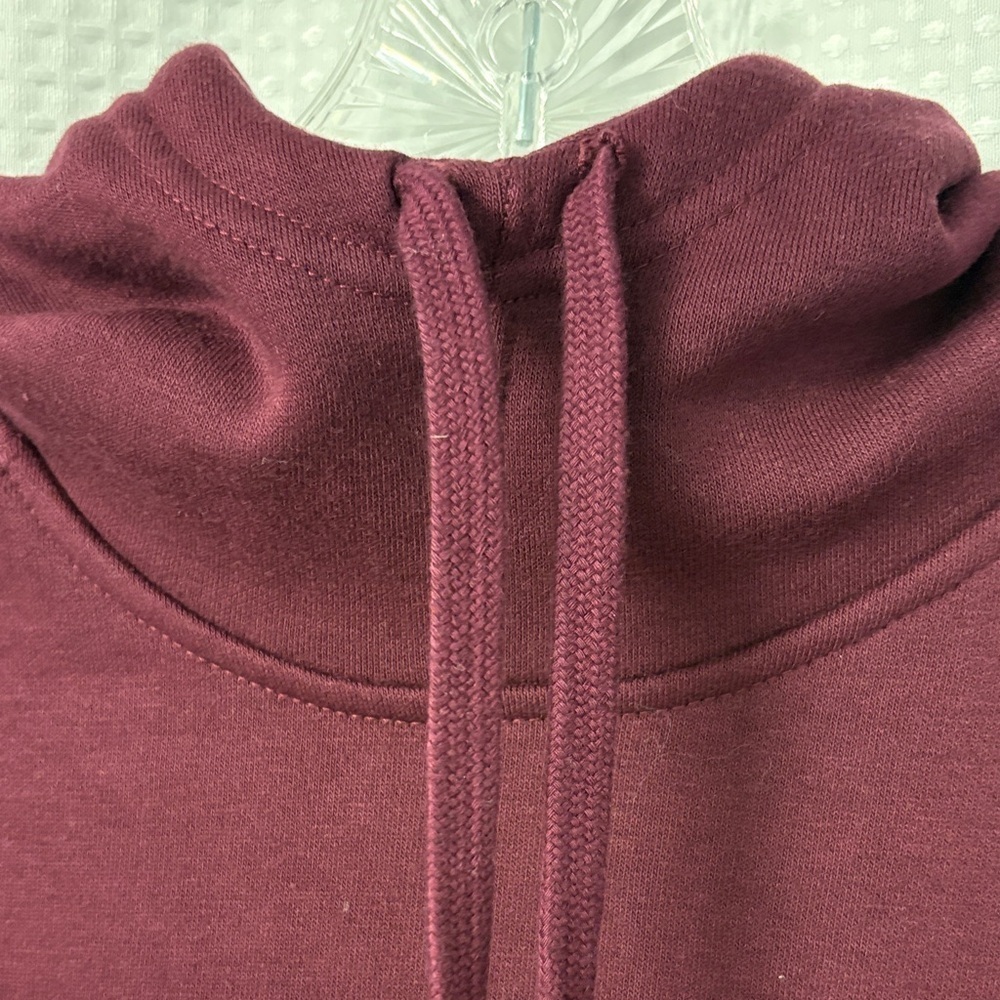 Champion Burgundy Pullover Hoodie with Embroidered Logo ~ Large - Picture 4 of 8